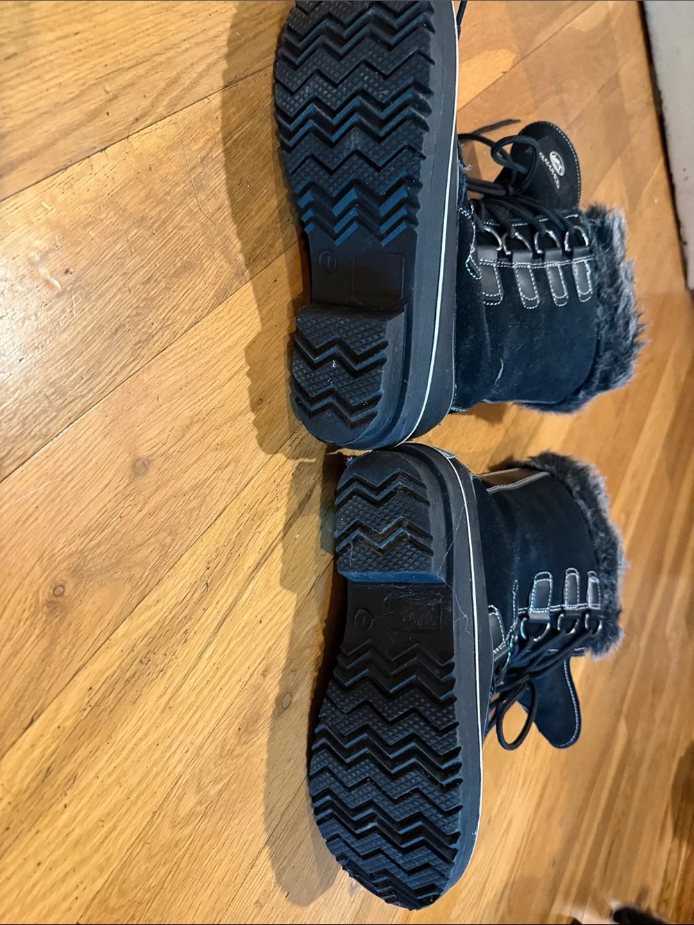 Waterproof Black Faux-Fur Lace-Up Winter Boots